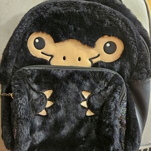 Fantastic Beasts Crimes of Grindlewald plush Niffler backpack purse/bag in EUC